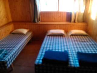 Комплексы для отдыха с коттеджами/бунгало Annimatsi Camping Отепя Четырехместный номер с общей ванной комнатой-3
