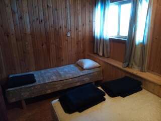Комплексы для отдыха с коттеджами/бунгало Annimatsi Camping Отепя Четырехместный номер с общей ванной комнатой-8